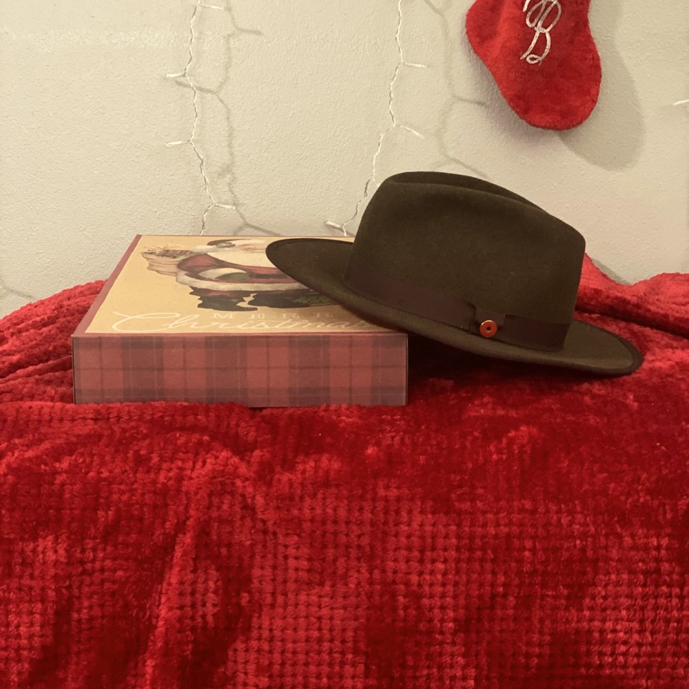 Keith James Men’s Queen Red-Brim Wool Fedora Hat